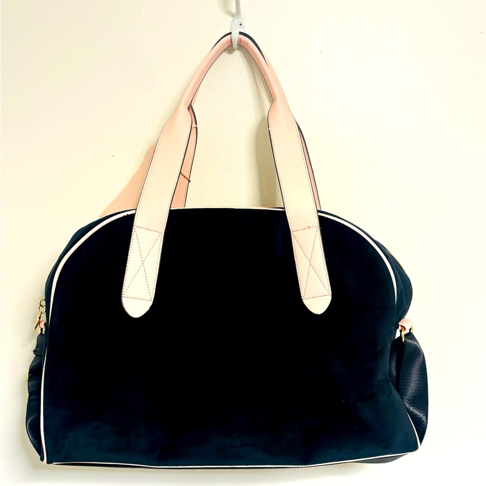 Juicy Couture Black & Pink Velour Queen Of Everything Weekender Duffle Bag NWT - Picture 2 of 13